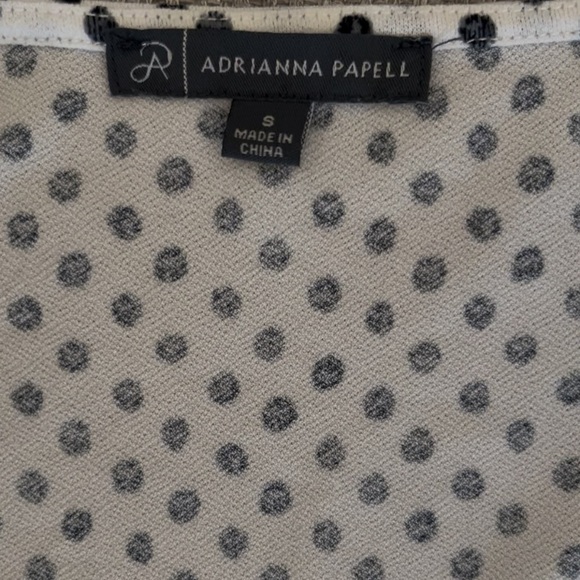 Black and White Ruffled Relaxed Blouse - Picture 9 of 11